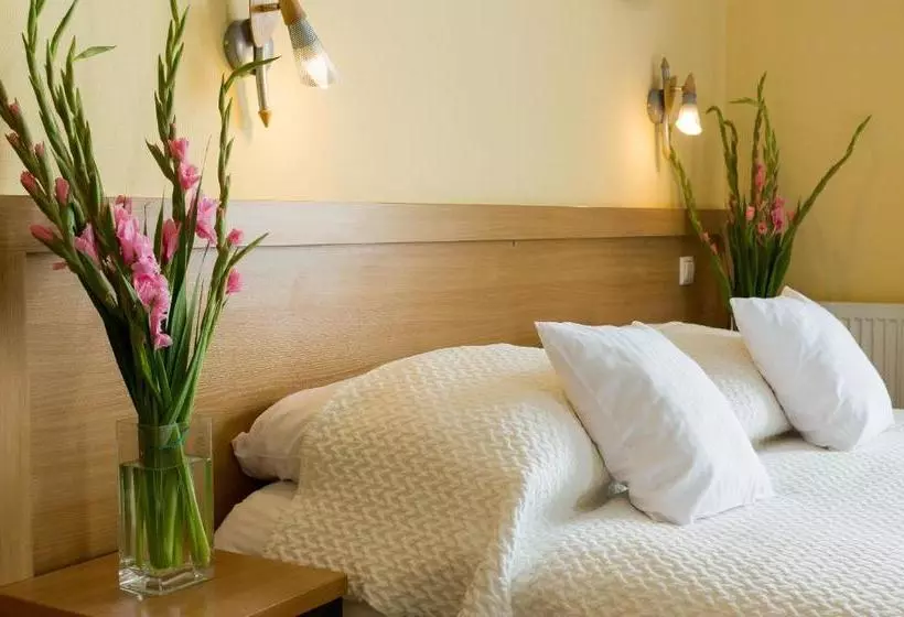 Wm Hotel System Sp. Z O.o