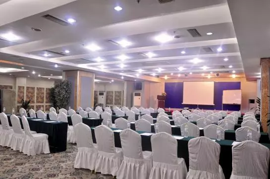 Fotos del hotel Garden City:  13