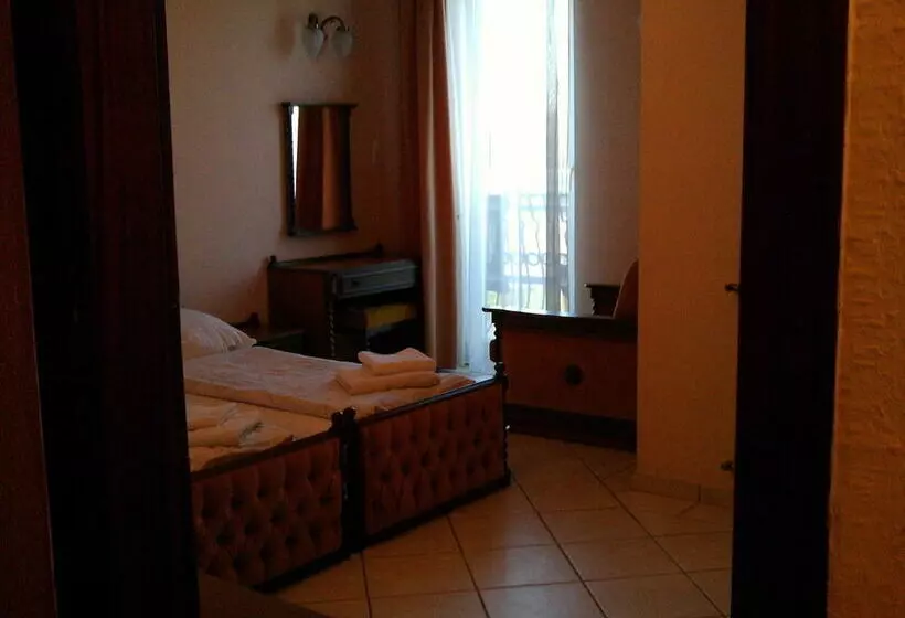 Fotos del hotel Happy:  8