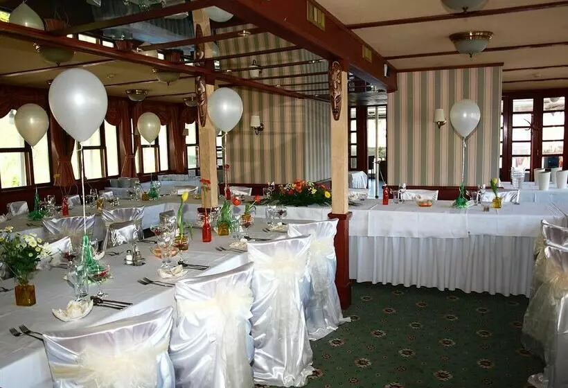 Fotos del hotel Botel Marina:  18