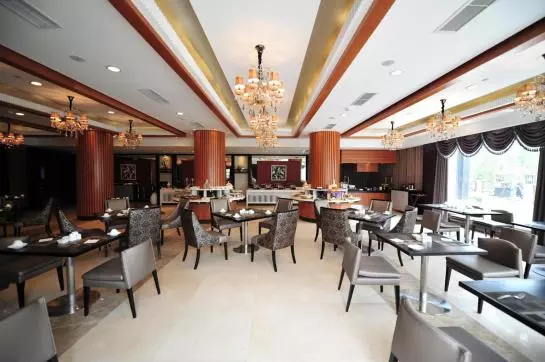 Fotos del hotel Shanghai New Century Manju Hotel Luoshan @sniec:  5