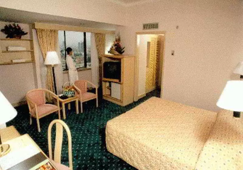 Sakura Hotel Kunming