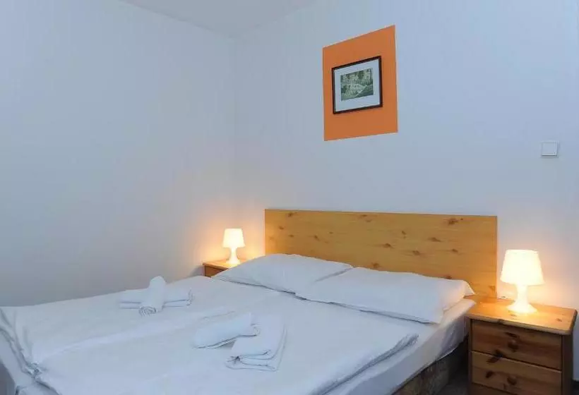 Fotos del hotel Karolina:  5