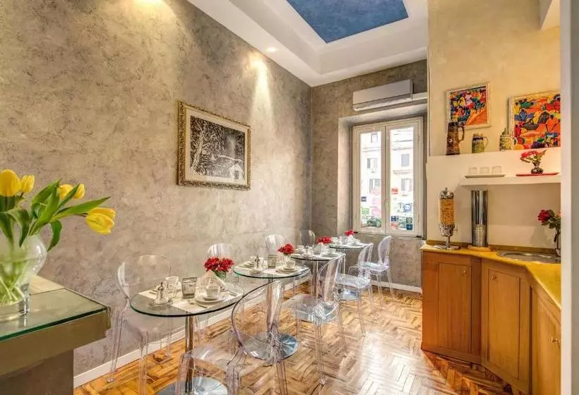 Fotos del hotel Relais Conte Di Cavour De Luxe:  13