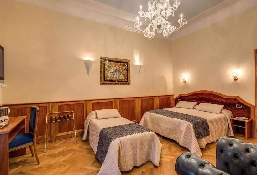 Fotos del hotel Relais Conte Di Cavour De Luxe:  12
