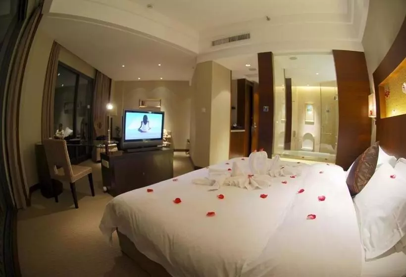 Fotos del hotel Golden Bay Resort:  7