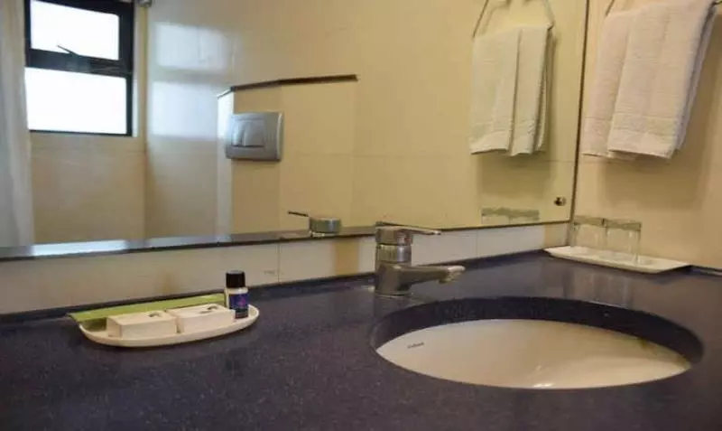 Fotos del hotel Check-Inn New Delhi :  5