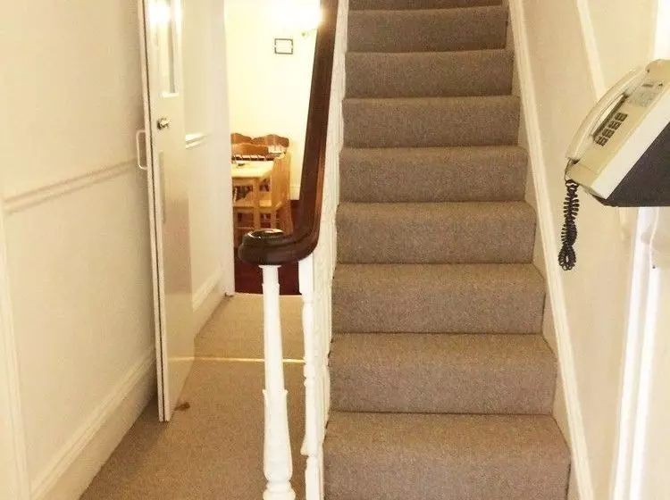 Fotos del hotel Mayview Guest House:  2