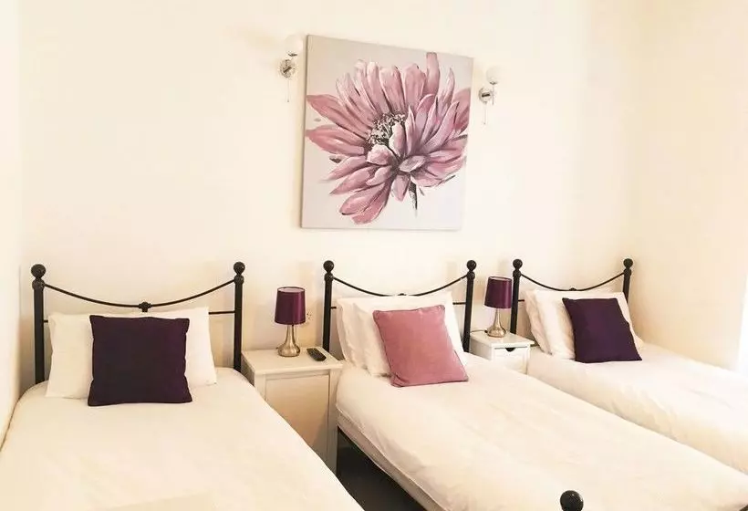 Fotos del hotel Mayview Guest House:  7