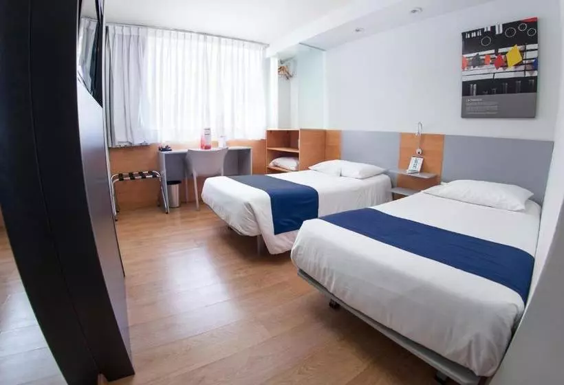 Fotos del hotel Orpheo Express:  8