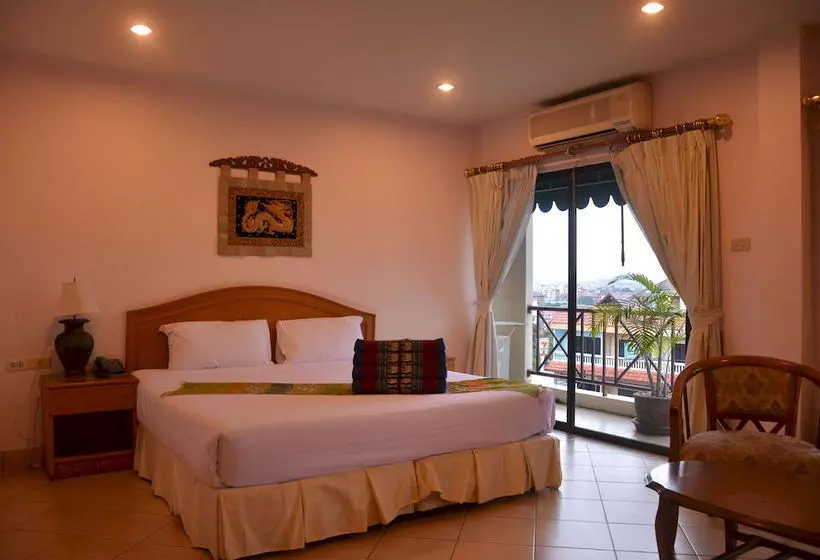 Fotos del hotel Seven Oaks Inn:  23