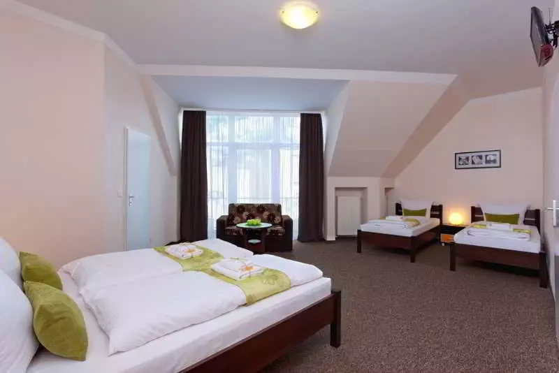 Fotos del hotel Lebensquelle Am Checkpoint Charlie Berlin:  10