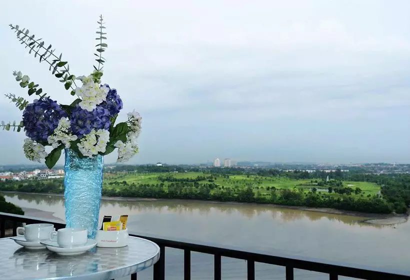 Fotos del hotel Bayu Marina Resort:  5