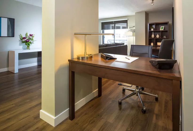 Fotos del hotel Execsuite Inc:  14