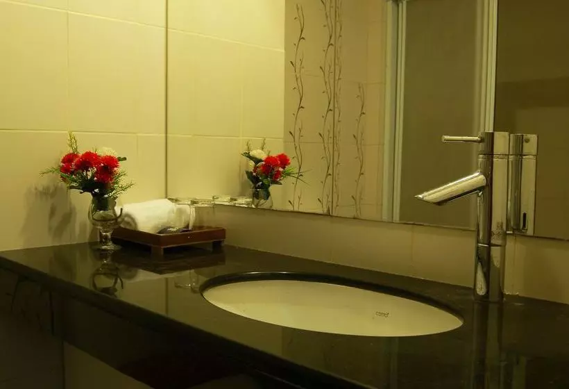 Fotos del hotel The Circle Residence:  12