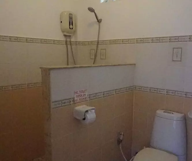 Fotos del hotel Jungle Village Bungalows:  4