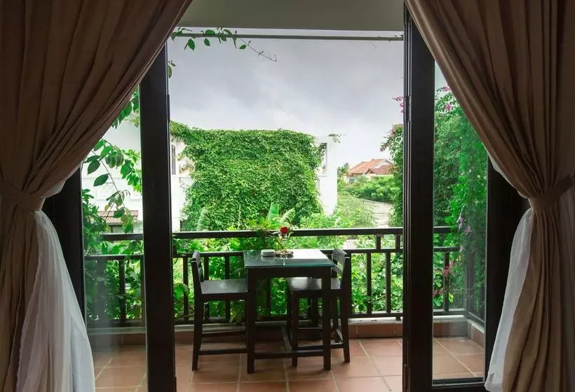 Fotos del hotel East West Villa:  14