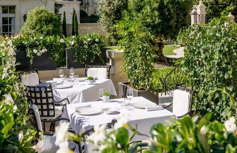 Fotos del hotel La Grande Maison De Bernard Magrez:  4