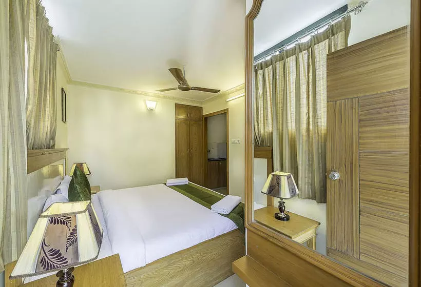 Fotos del hotel Treebo Trend Woodsvilla Suites Bapu Nagar:  10