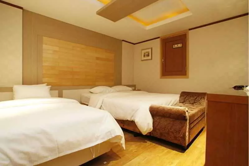 Fotos del hotel Two Be In Tourist:  14