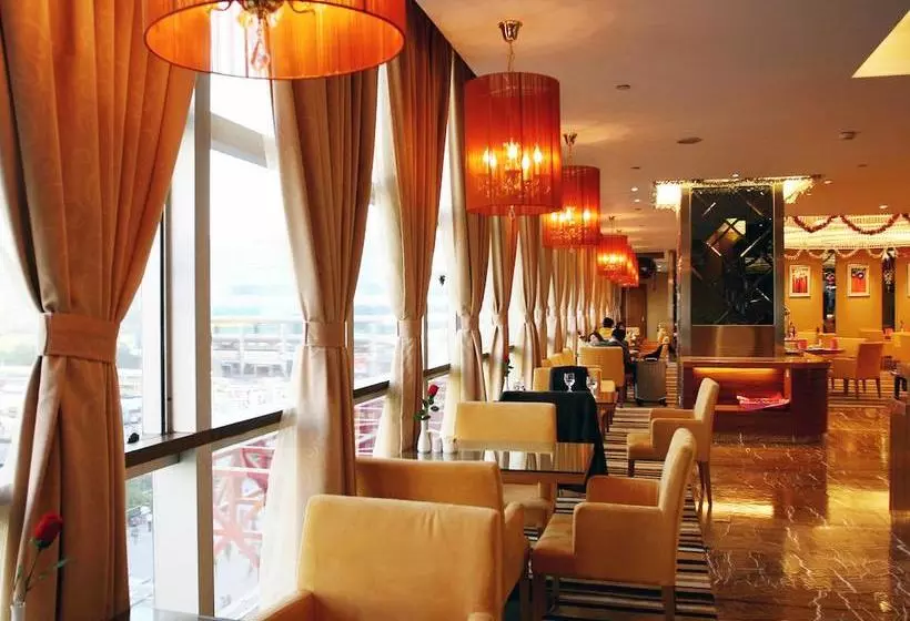 Fotos del hotel Railway Station Hotel West Building:  5