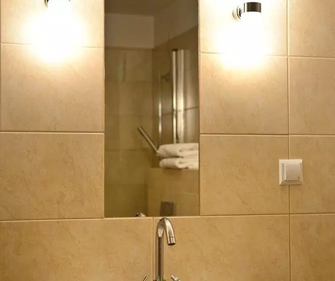 Fotos del hotel Angel Plaza Apartments  Old Town:  6