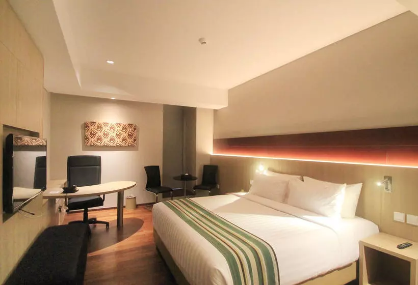 Luxury Apartment By Mediapura