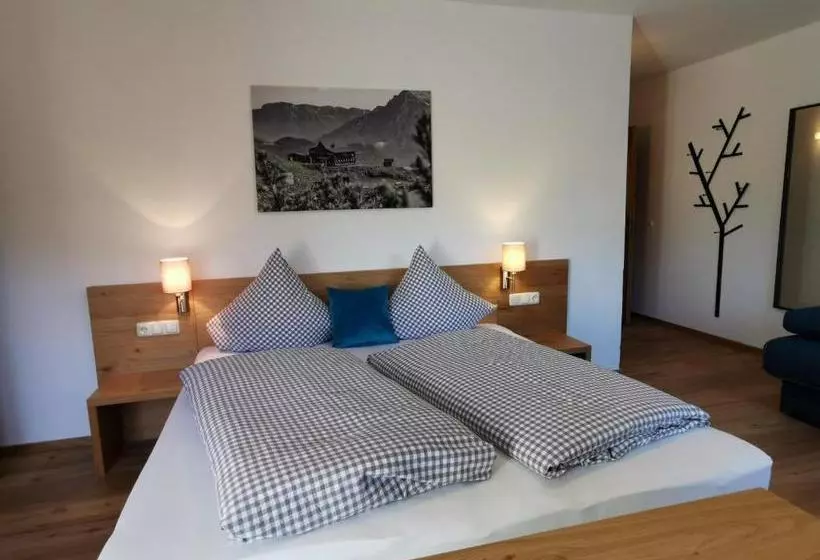 Fotos del hotel Pension Haus In Der Sonne:  10