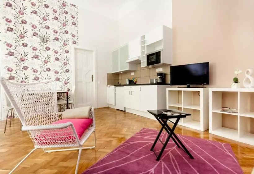Fotos del hotel Budapestay Apartments:  4