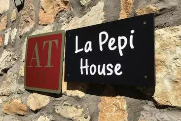 La Pepi House - Arcones