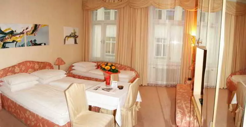 Fotos del hotel Schweizerhof:  8