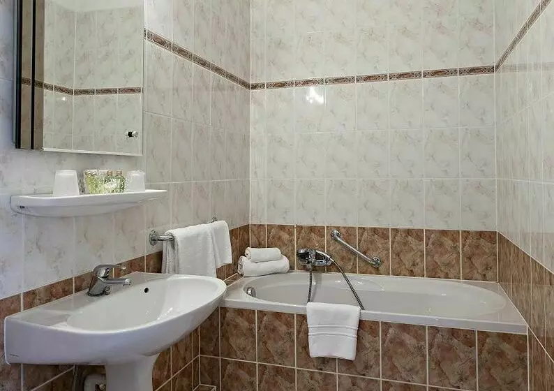 Fotos del hotel The Originals Boutique, Hôtel Des Princes, Strasbourg Centre:  3