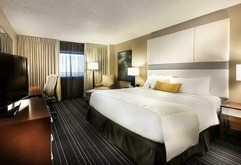 Wyndham Houston West Energy Corridor