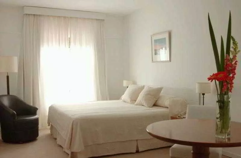 Loi Suites Arenales