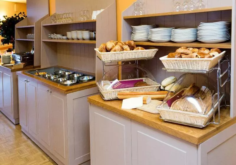 Fotos del hotel Leonardo Hotel Charleroi:  5