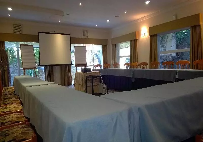 Fotos del hotel Regency Suites:  6