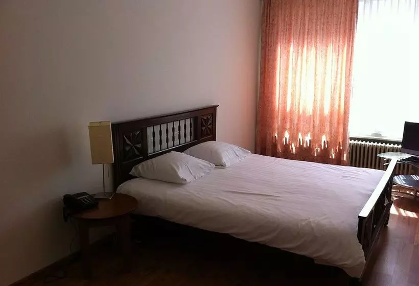 Fotos del hotel Hotel 33:  20