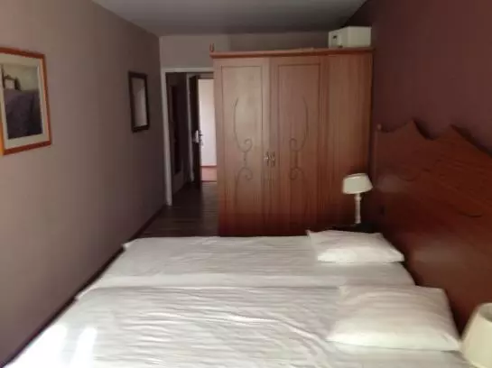 Fotos del hotel Hotel 33:  11