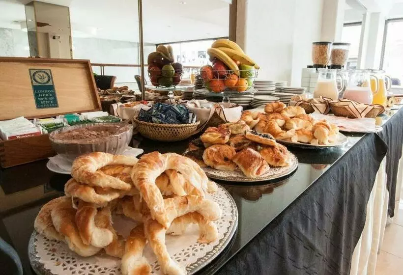 Fotos del hotel Cuatro Reyes:  9