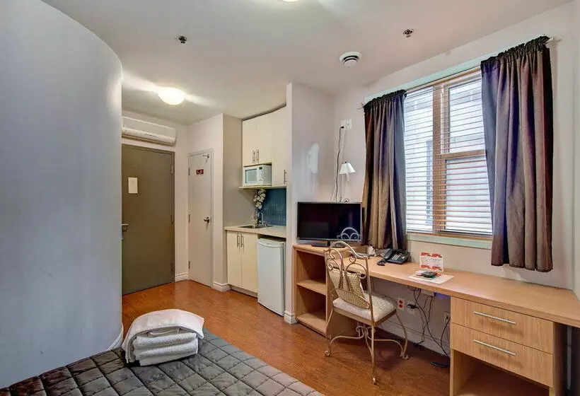 Fotos del hotel Auberge &  Montreal Espace Confort:  20