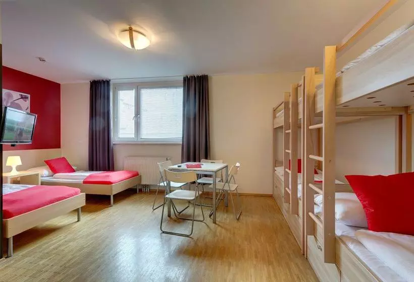 Fotos del hotel Meininger Hotel Vienna Central Station:  10