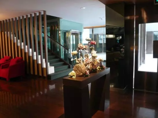 Fotos del hotel Le View Seasons Suites:  3