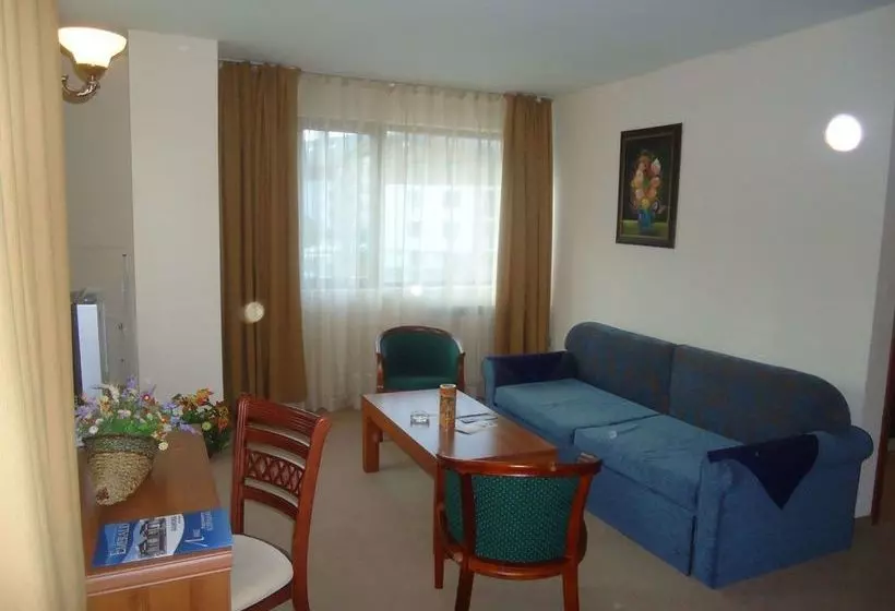 Fotos del hotel Emerald   Half Board:  3