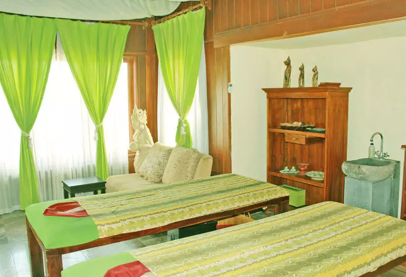 Fotos del hotel Dewanivilla Resort:  15