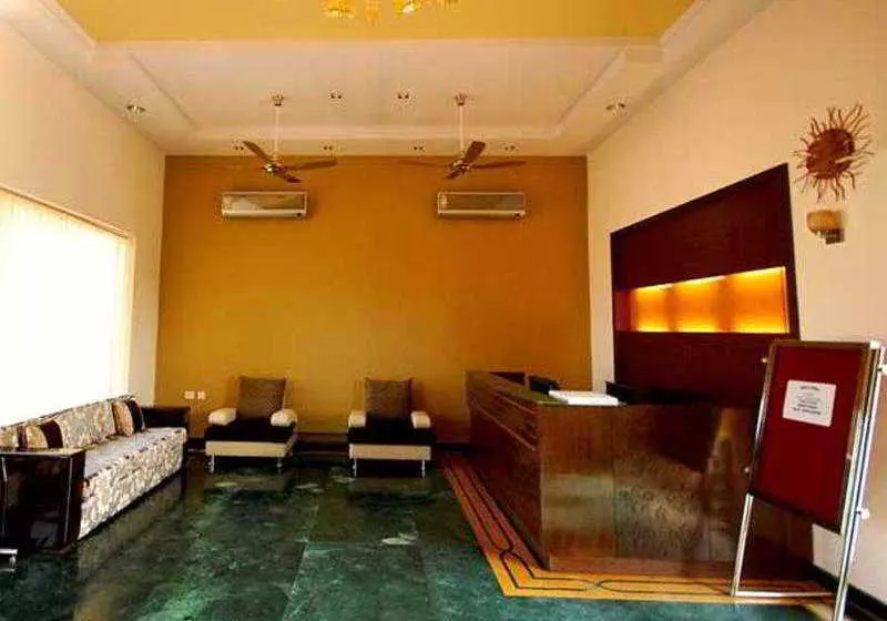 Fotos del hotel Desertscape Hotel:  3