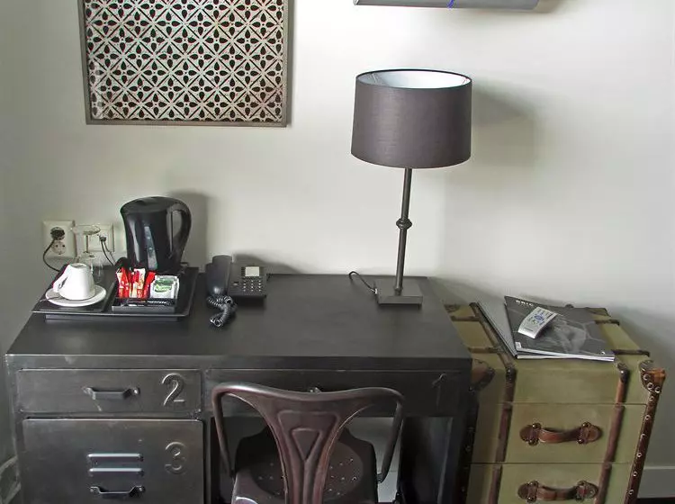 Fotos del hotel Sparks Hostel:  10