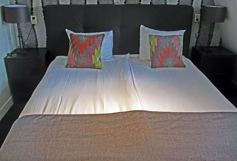 Fotos del hotel Sparks Hostel:  9