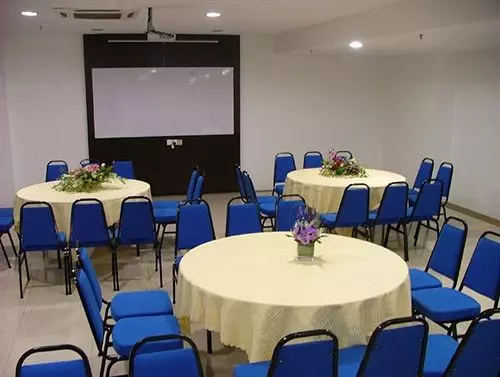 Fotos del hotel Alora Hotel:  23