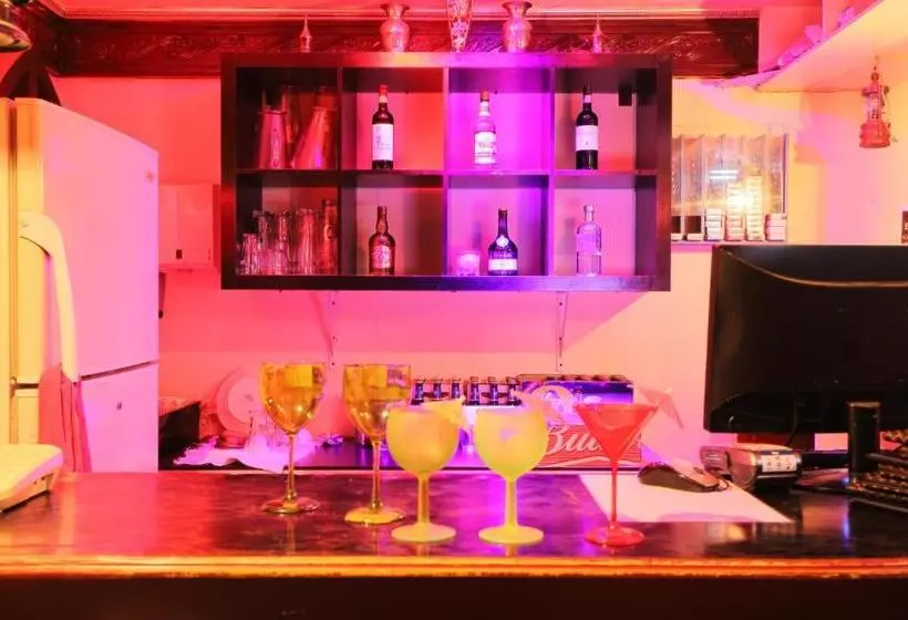 Fotos del hotel California:  5