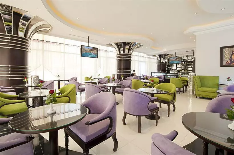 Fotos del hotel Swiss Belhotel Corniche :  22